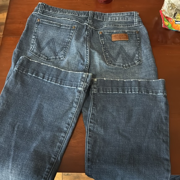 Wrangler trouser size13x34 very little distressing on front pockets and hem - Picture 2 of 3